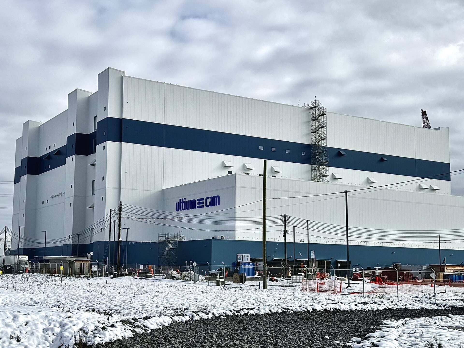 Tirage et raccordement du réseau 15 kV de l’usine Ultium CAM Bécancour